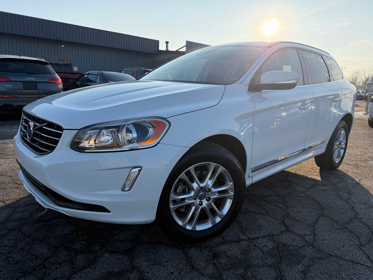 Volvo XC60 2015.5 FWD 4dr T5 Drive-E Premier 2015