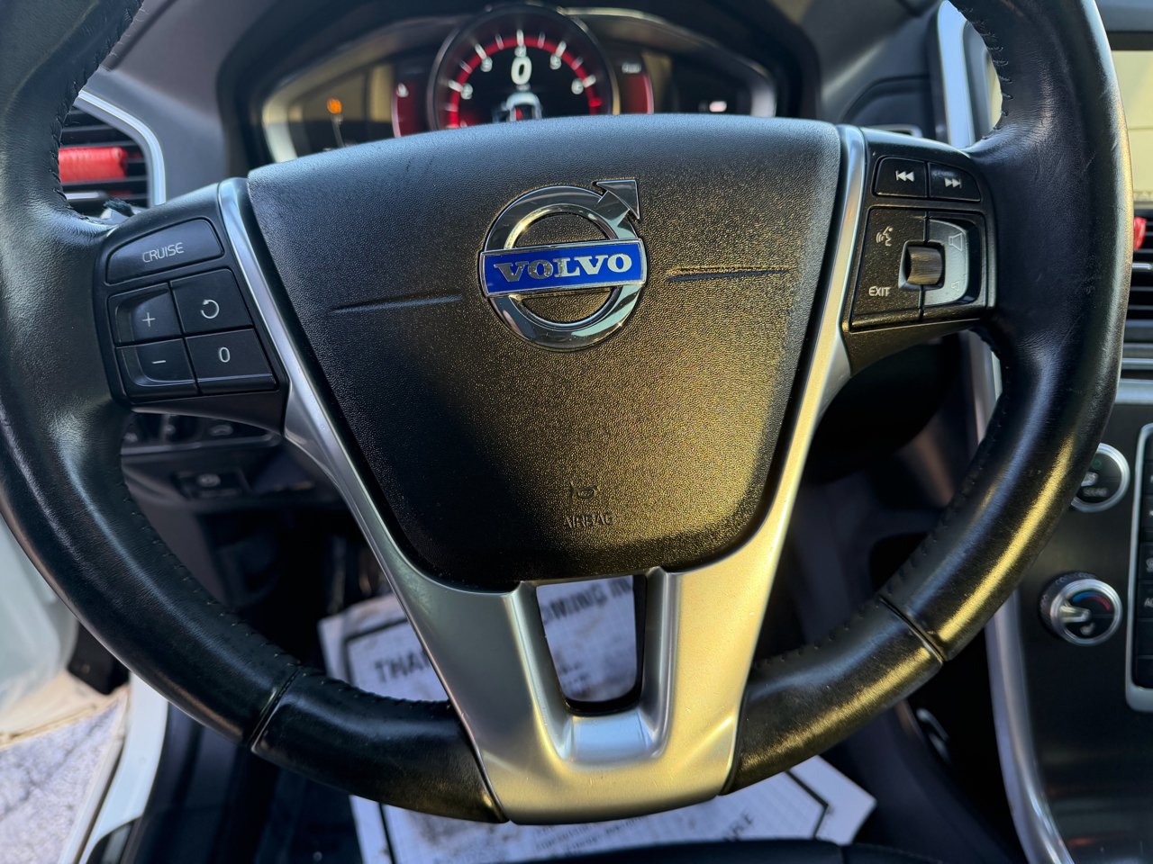 Volvo XC60 2015.5 FWD 4dr T5 Drive-E Premier 2015