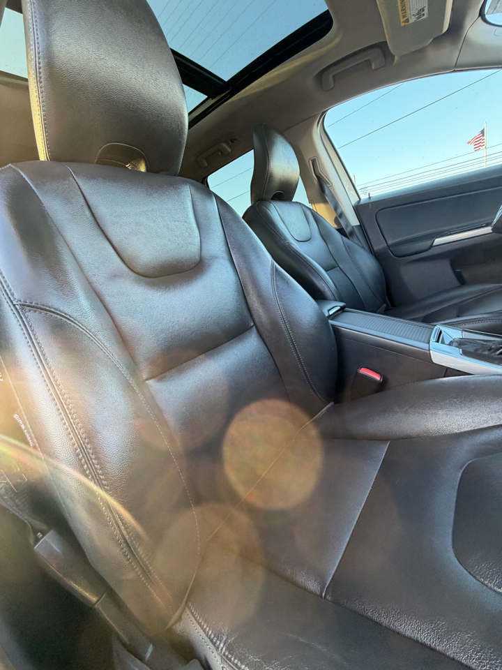 Volvo XC60 2015.5 FWD 4dr T5 Drive-E Premier 2015