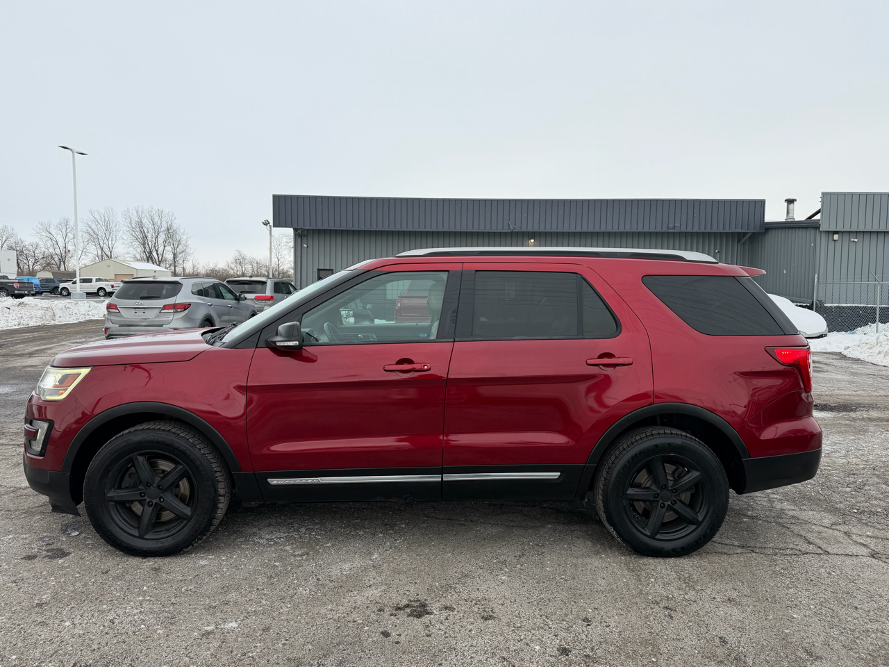 Ford Explorer 4WD 4dr XLT 2016
