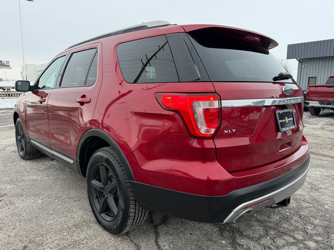 Ford Explorer 4WD 4dr XLT 2016