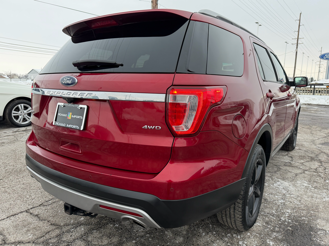 Ford Explorer 4WD 4dr XLT 2016