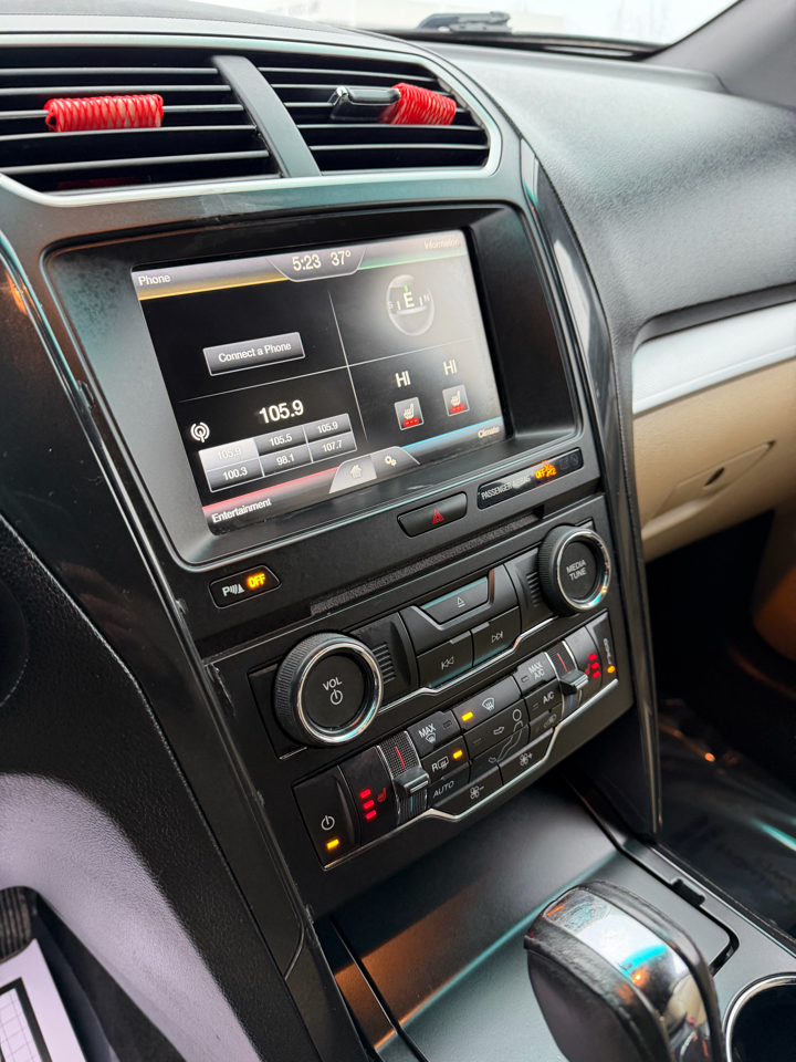 Ford Explorer 4WD 4dr XLT 2016