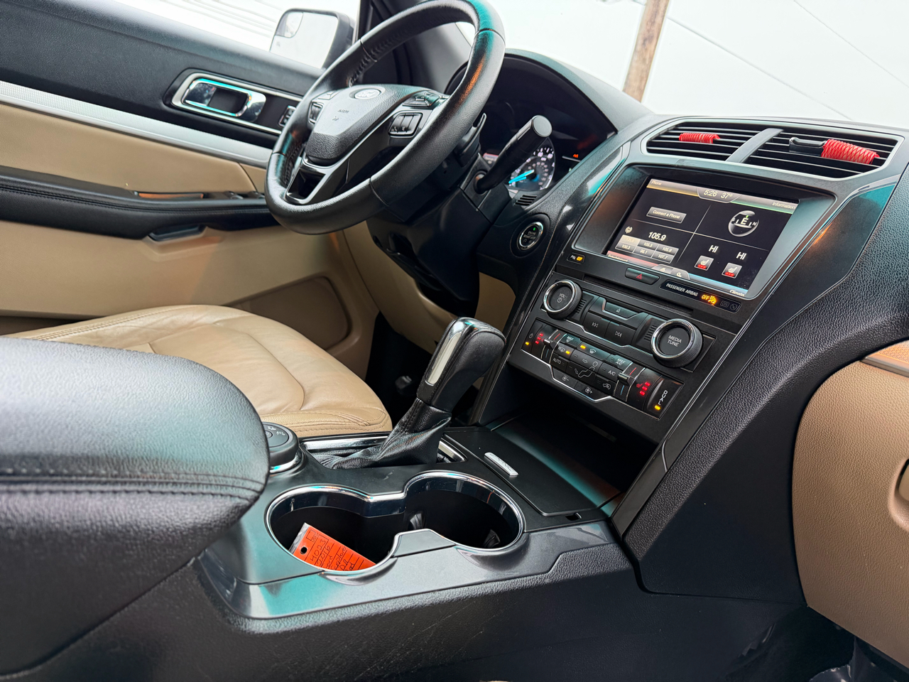 Ford Explorer 4WD 4dr XLT 2016