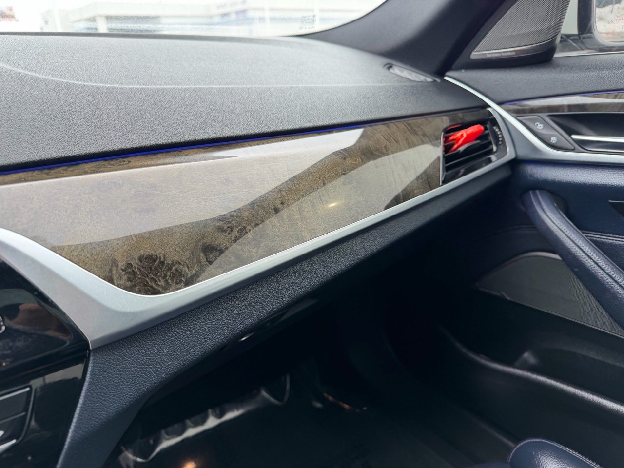 BMW 5 Series 530i xDrive Sedan 2018