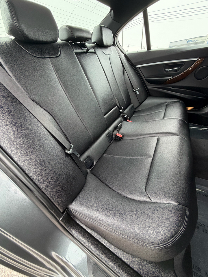 BMW 3 Series 4dr Sdn 328i xDrive AWD SULEV South Africa 2016