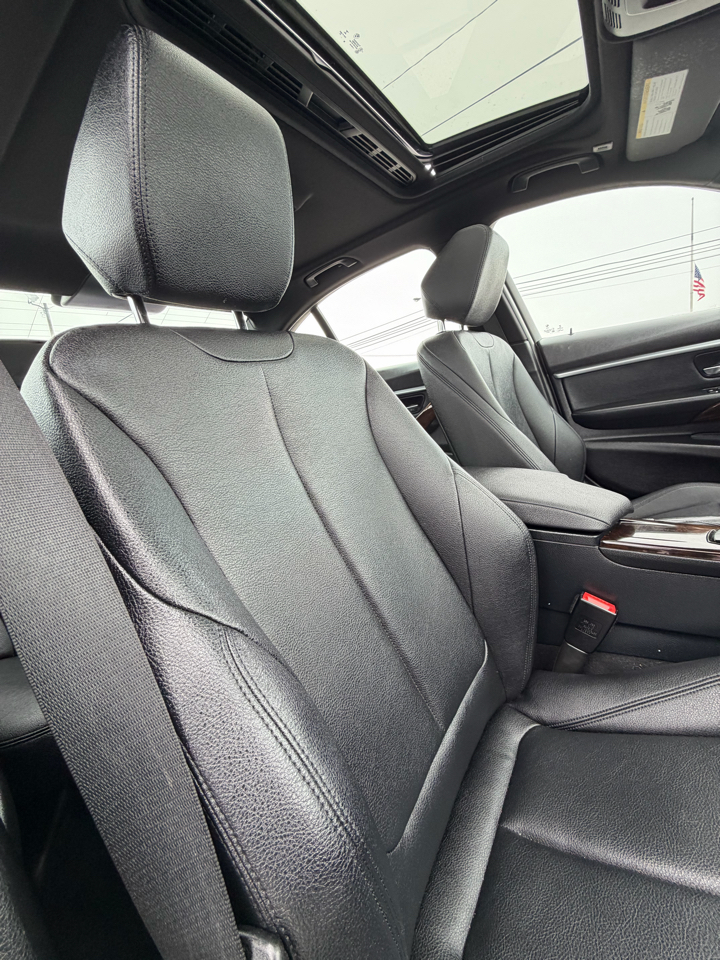 BMW 3 Series 4dr Sdn 328i xDrive AWD SULEV South Africa 2016