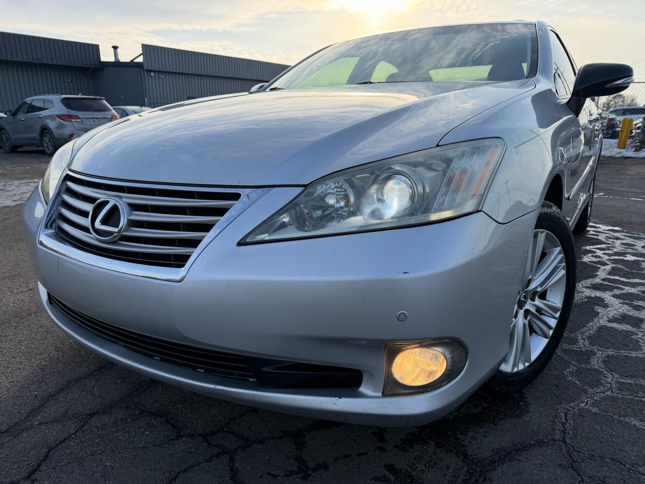 Lexus ES 350 4dr Sdn 2010