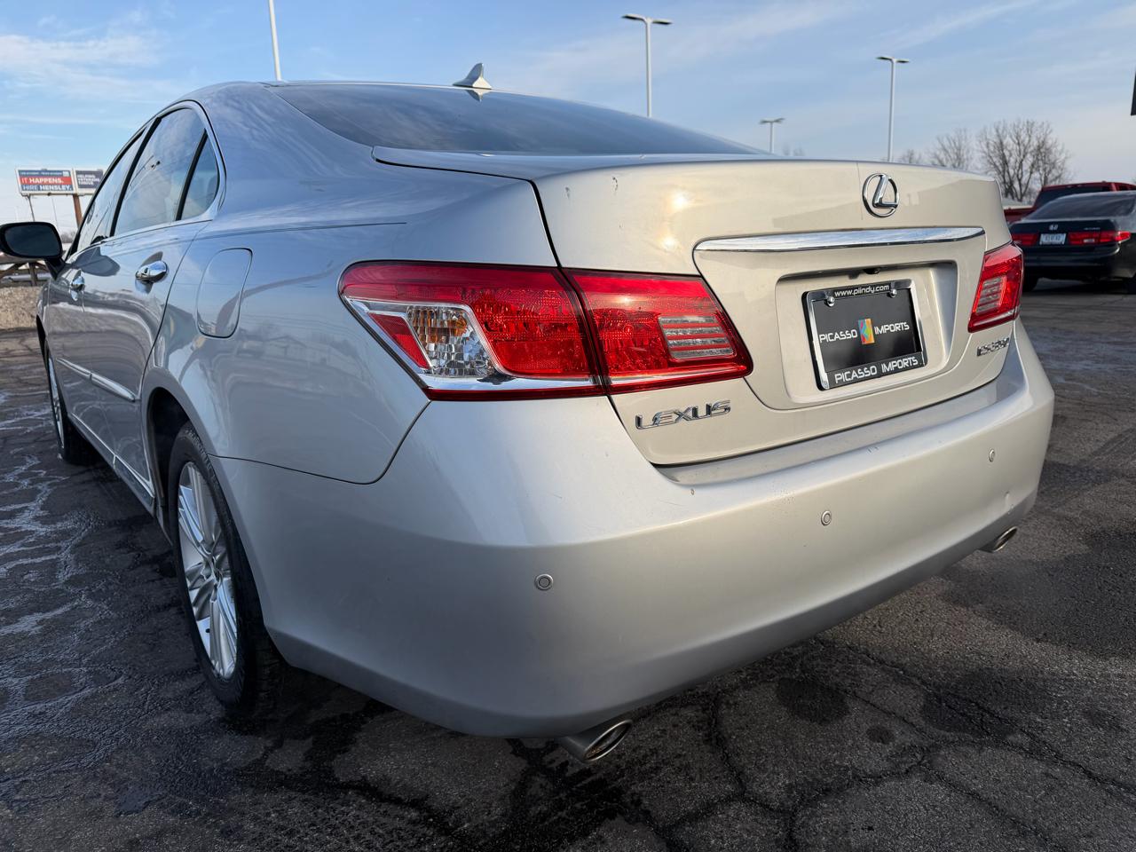Lexus ES 350 4dr Sdn 2010