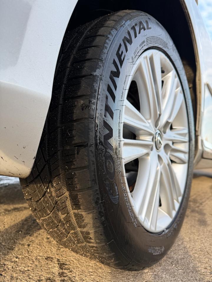 Lexus ES 350 4dr Sdn 2010