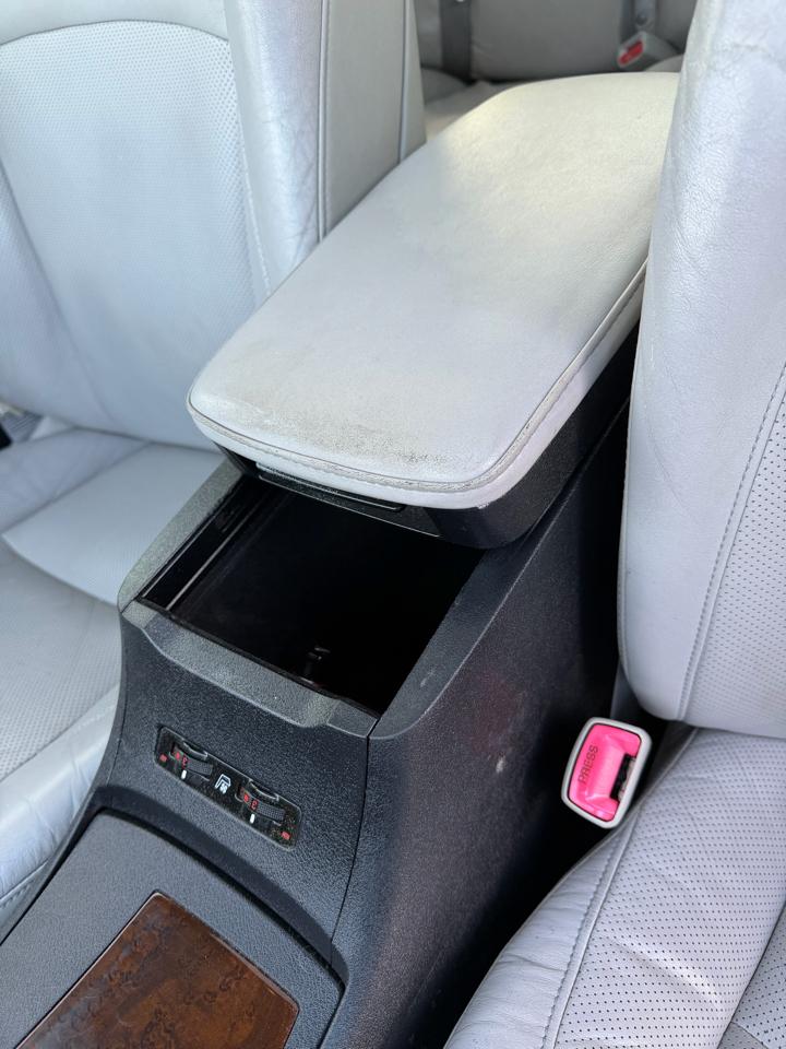 Lexus ES 350 4dr Sdn 2010