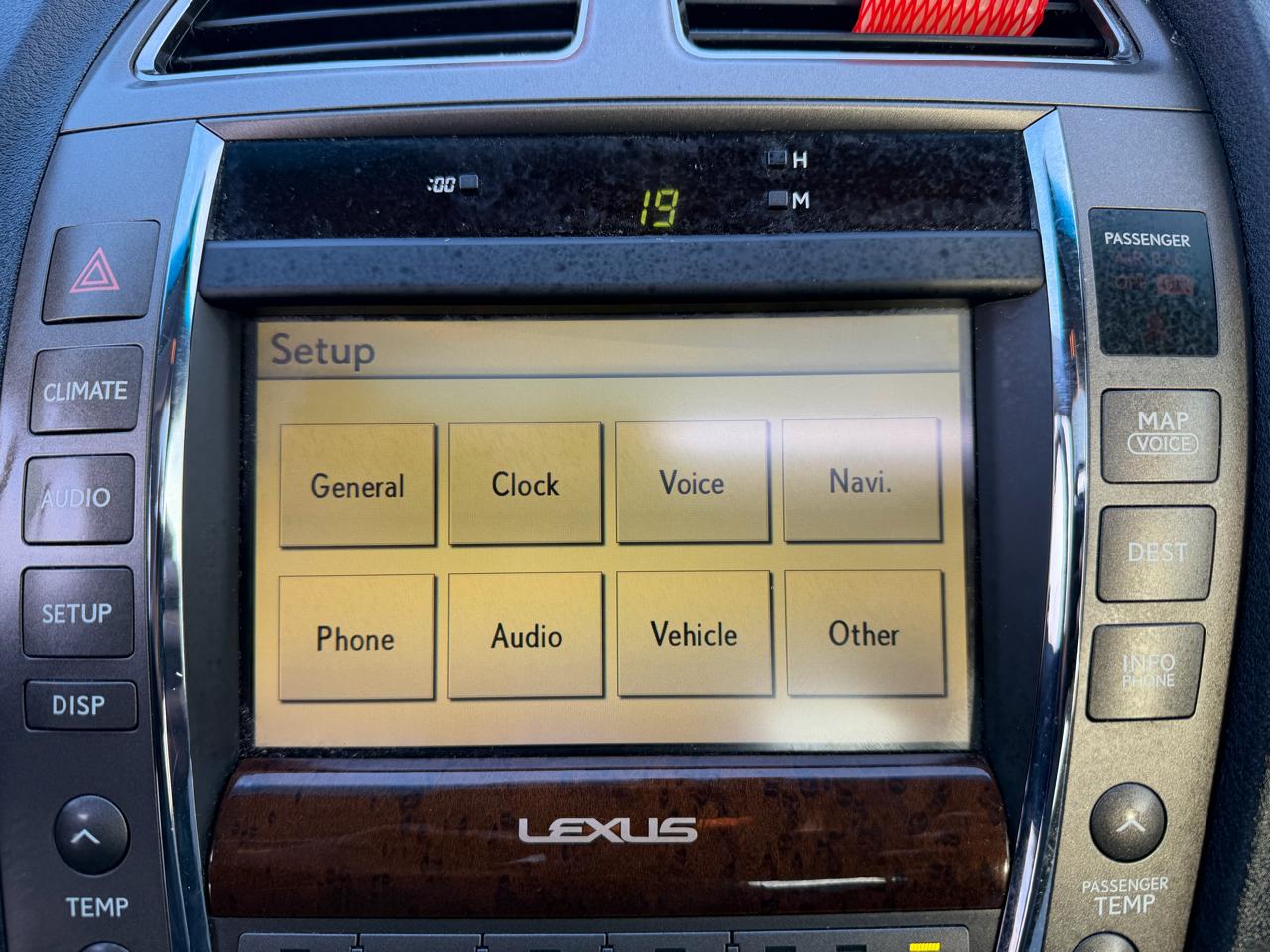 Lexus ES 350 4dr Sdn 2010