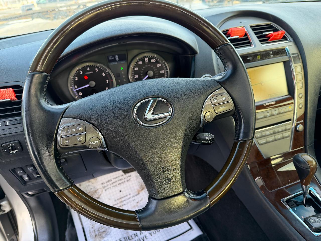 Lexus ES 350 4dr Sdn 2010