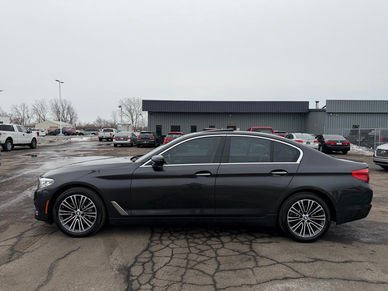 BMW 5 Series 530i xDrive Sedan 2018