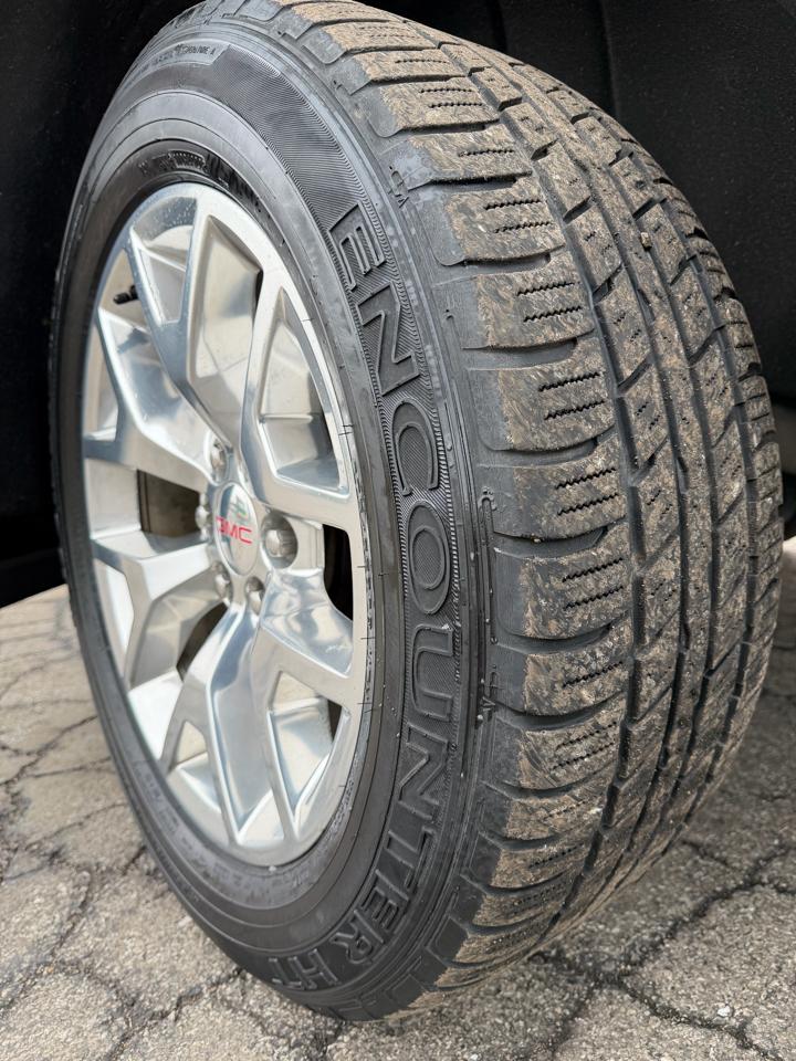 GMC Sierra 1500 4WD Double Cab 143.5" SLT 2017