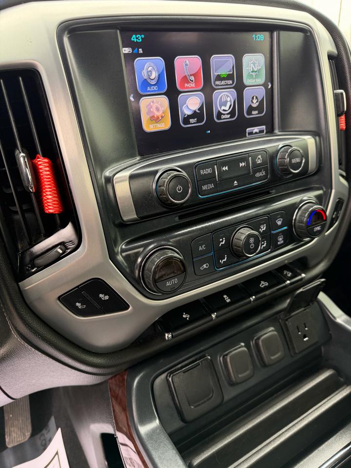 GMC Sierra 1500 4WD Double Cab 143.5" SLT 2017