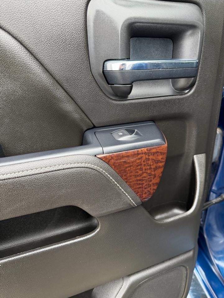 GMC Sierra 1500 4WD Double Cab 143.5" SLT 2017