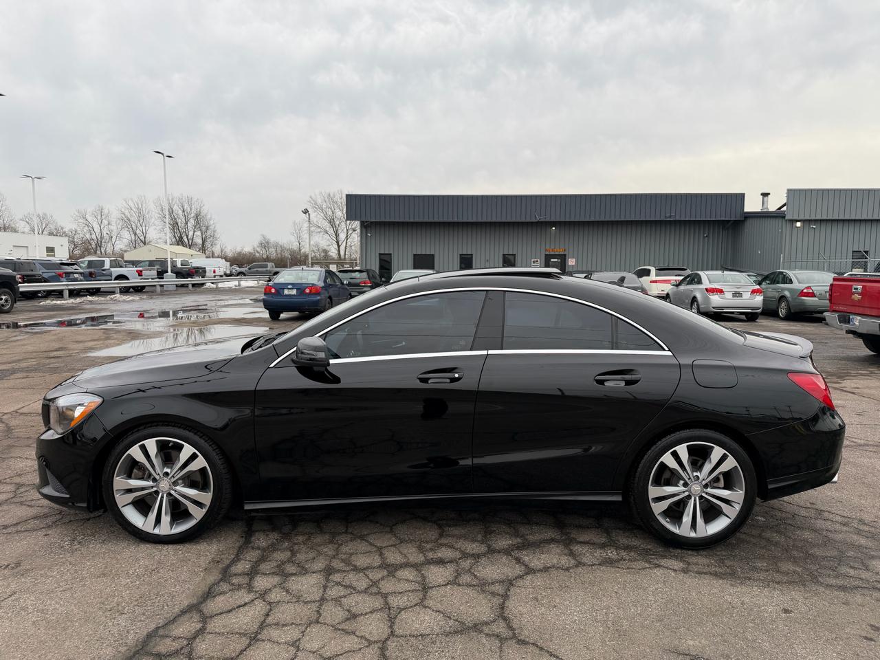 Mercedes-Benz CLA 4dr Sdn CLA 250 FWD 2016