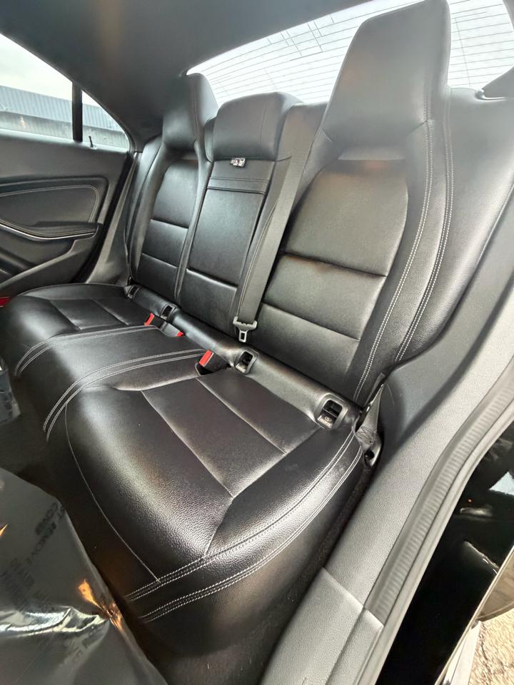 Mercedes-Benz CLA 4dr Sdn CLA 250 FWD 2016