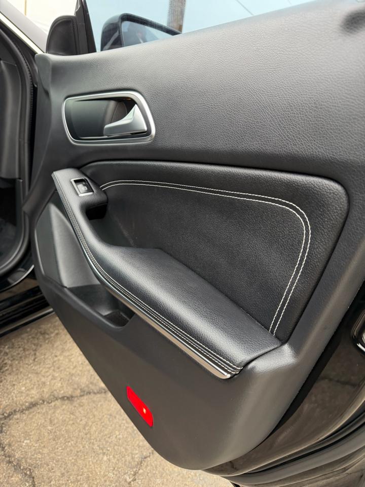 Mercedes-Benz CLA 4dr Sdn CLA 250 FWD 2016