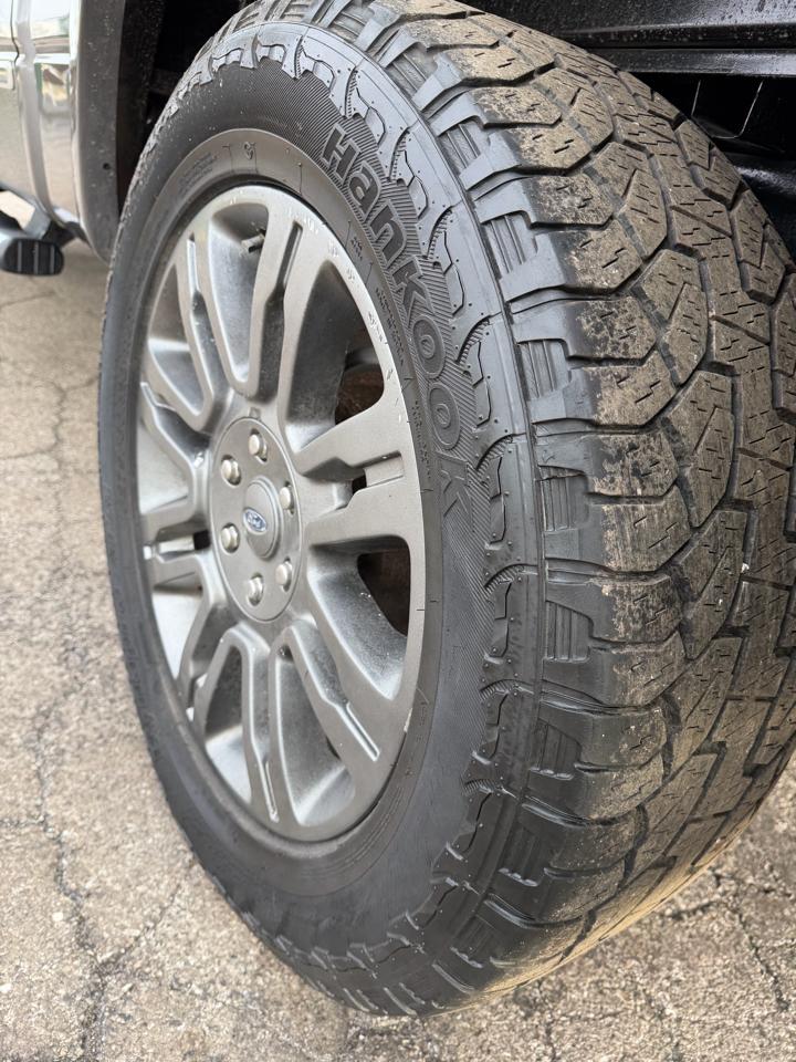 Ford F-150 4WD SuperCrew 145" Platinum 2010