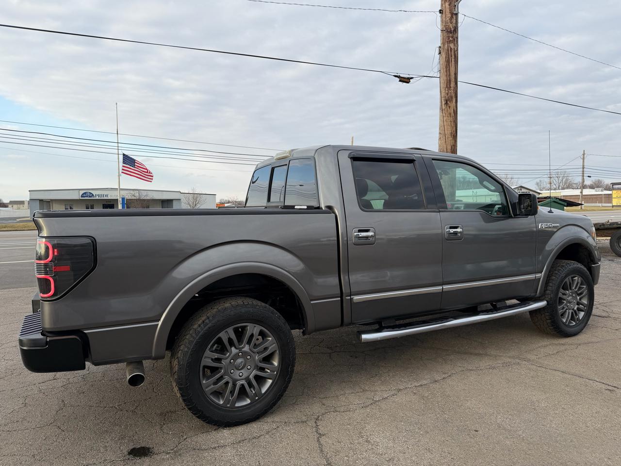 Ford F-150 4WD SuperCrew 145" Platinum 2010