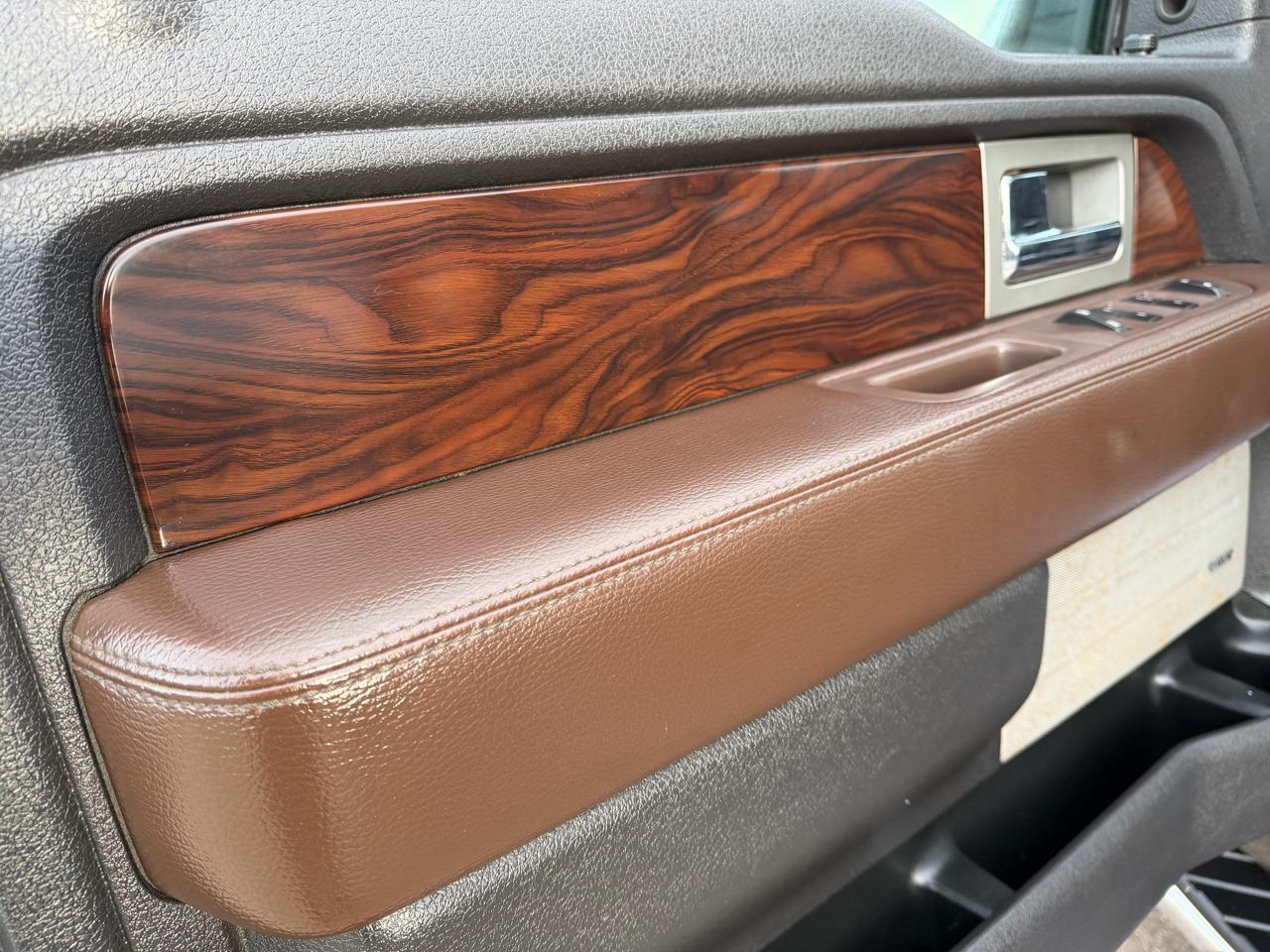 Ford F-150 4WD SuperCrew 145" Platinum 2010