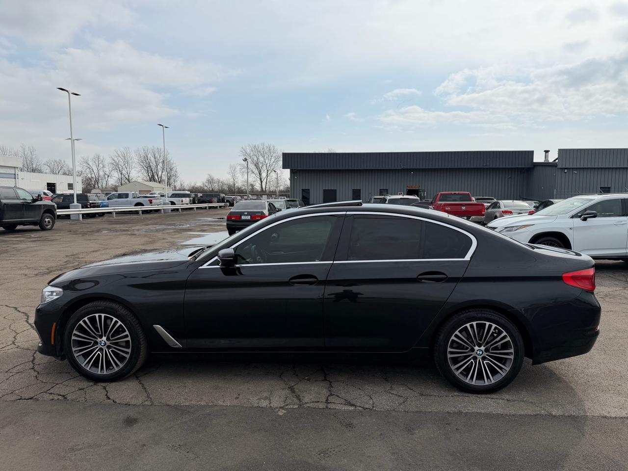 BMW 5 Series 530i Sedan 2019