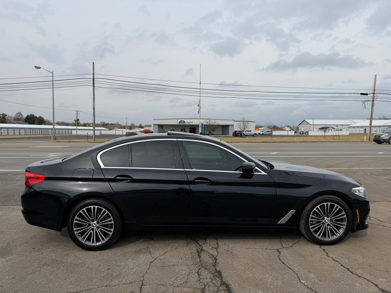 BMW 5 Series 530i Sedan 2019