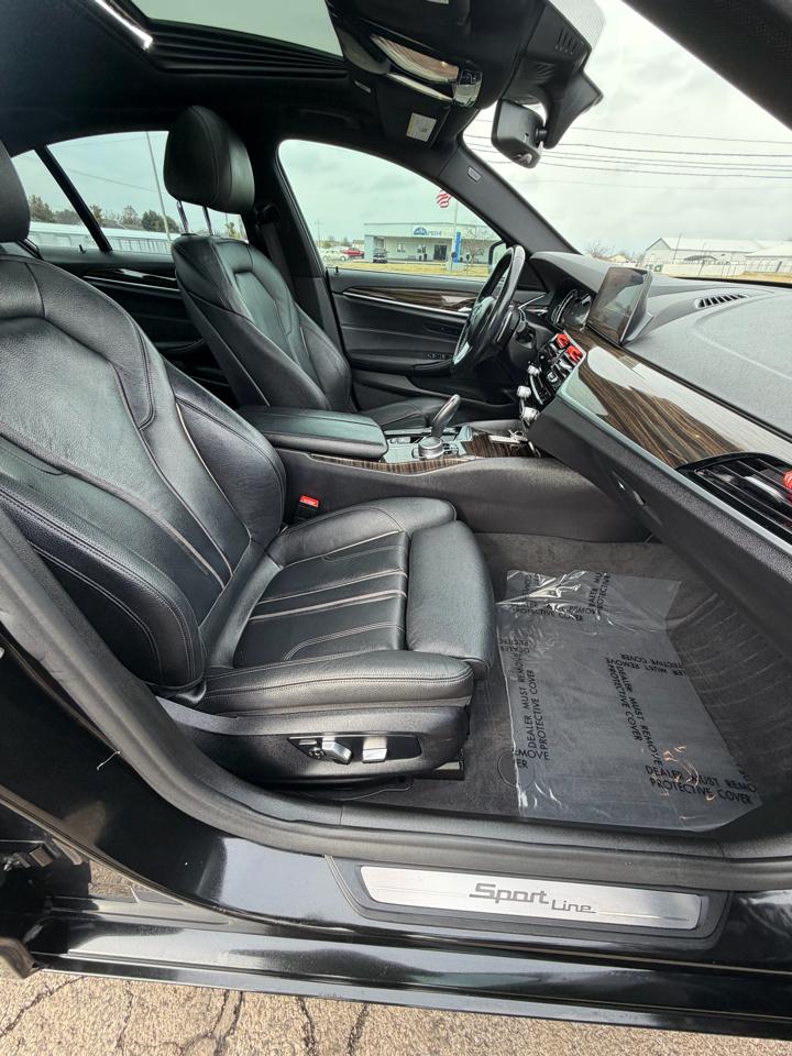 BMW 5 Series 530i Sedan 2019