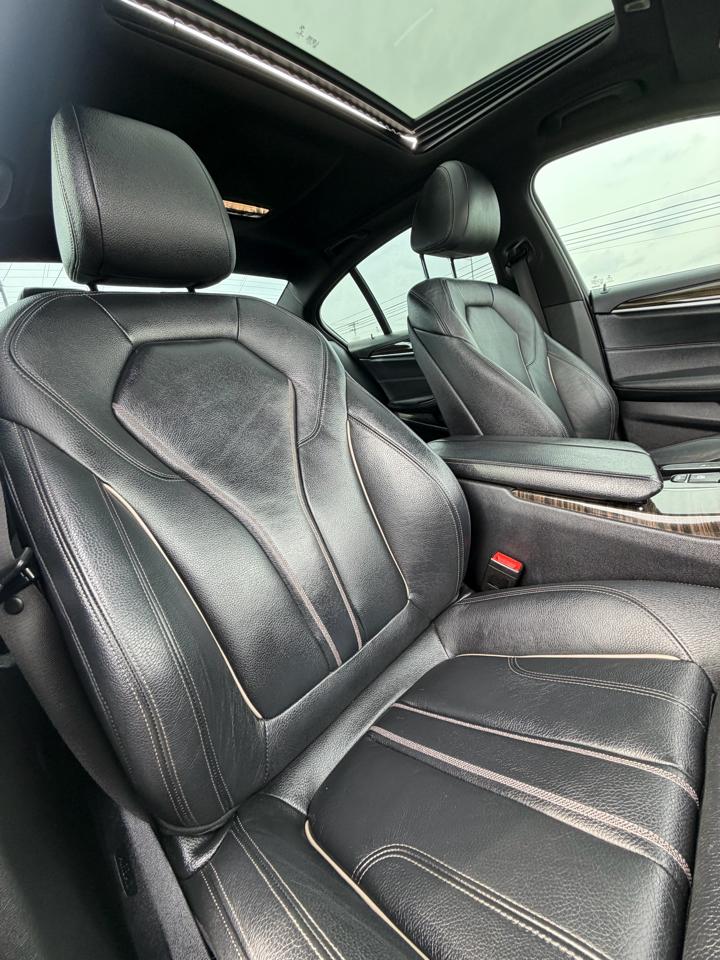 BMW 5 Series 530i Sedan 2019