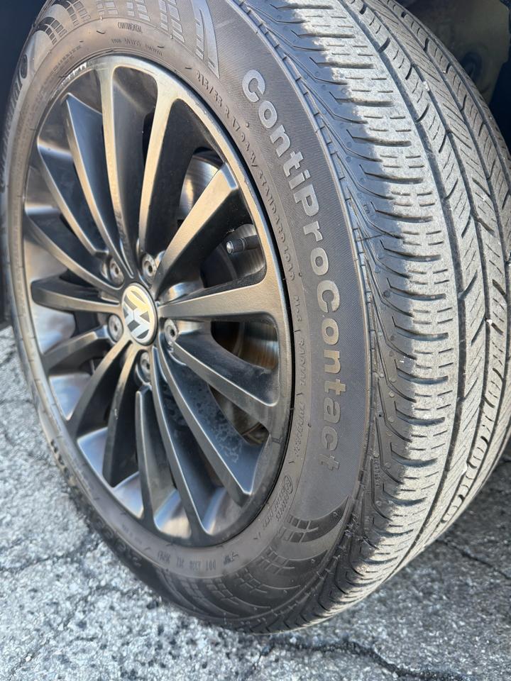 Volkswagen Passat 1.8T SE Auto 2017