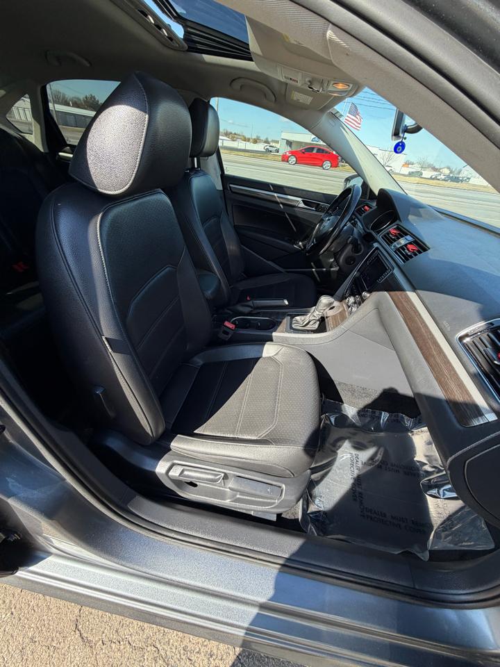 Volkswagen Passat 1.8T SE Auto 2017