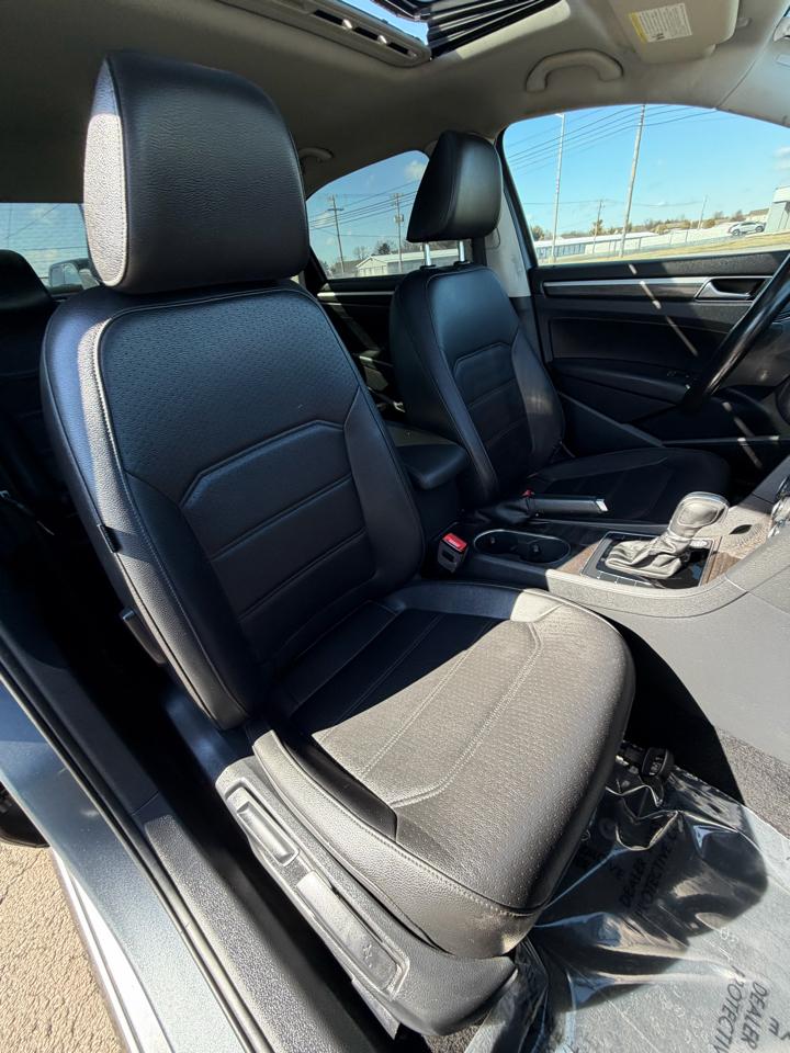 Volkswagen Passat 1.8T SE Auto 2017