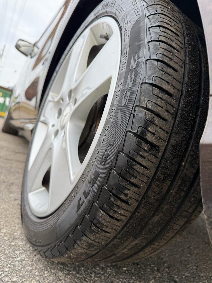 Mercedes-Benz CLA 4dr Sdn CLA 250 4MATIC 2016