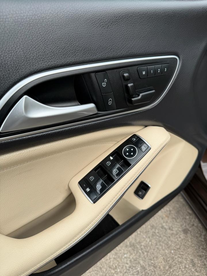 Mercedes-Benz CLA 4dr Sdn CLA 250 4MATIC 2016