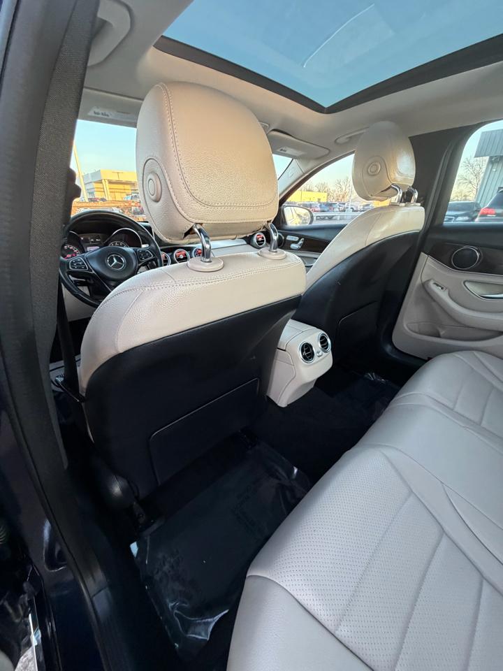 Mercedes-Benz C-Class 4dr Sdn C 300 4MATIC 2016