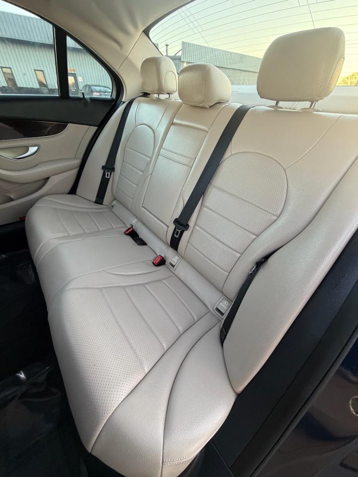 Mercedes-Benz C-Class 4dr Sdn C 300 4MATIC 2016