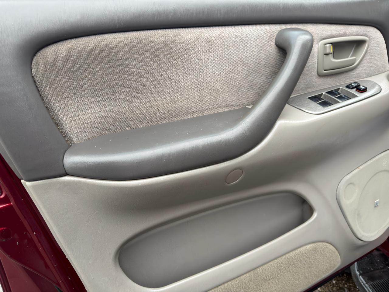 Toyota Sequoia 4WD 4dr Limited (Natl) 2007