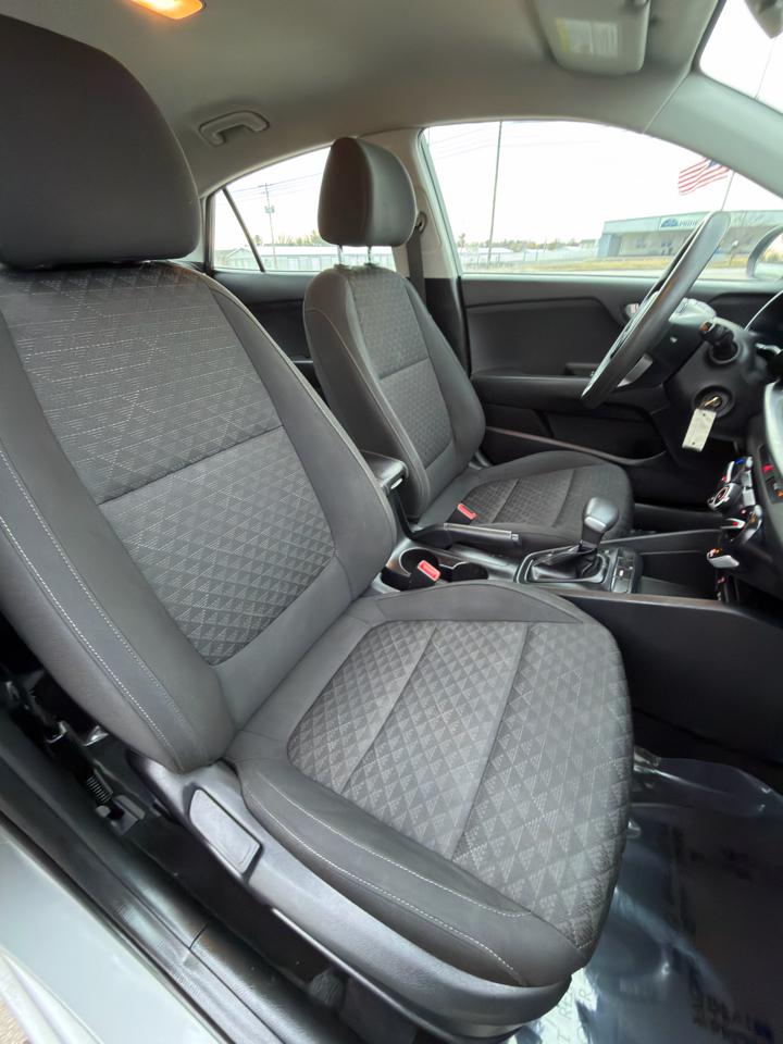 Kia Rio LX Auto 2021