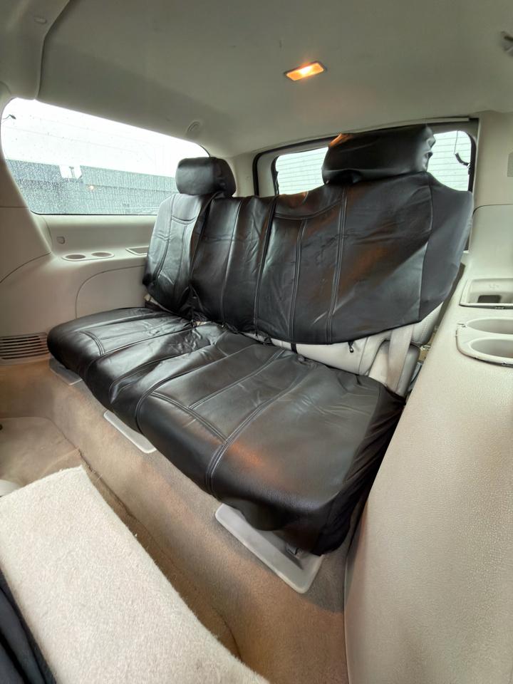 GMC Yukon XL 4WD 4dr 1500 SLT 2011