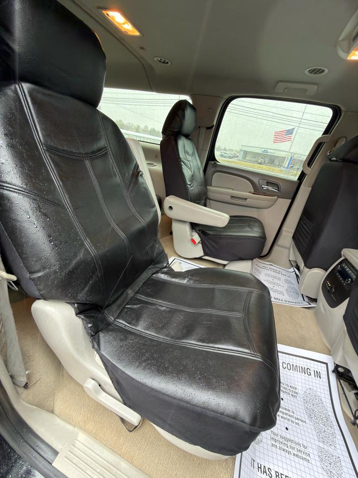 GMC Yukon XL 4WD 4dr 1500 SLT 2011