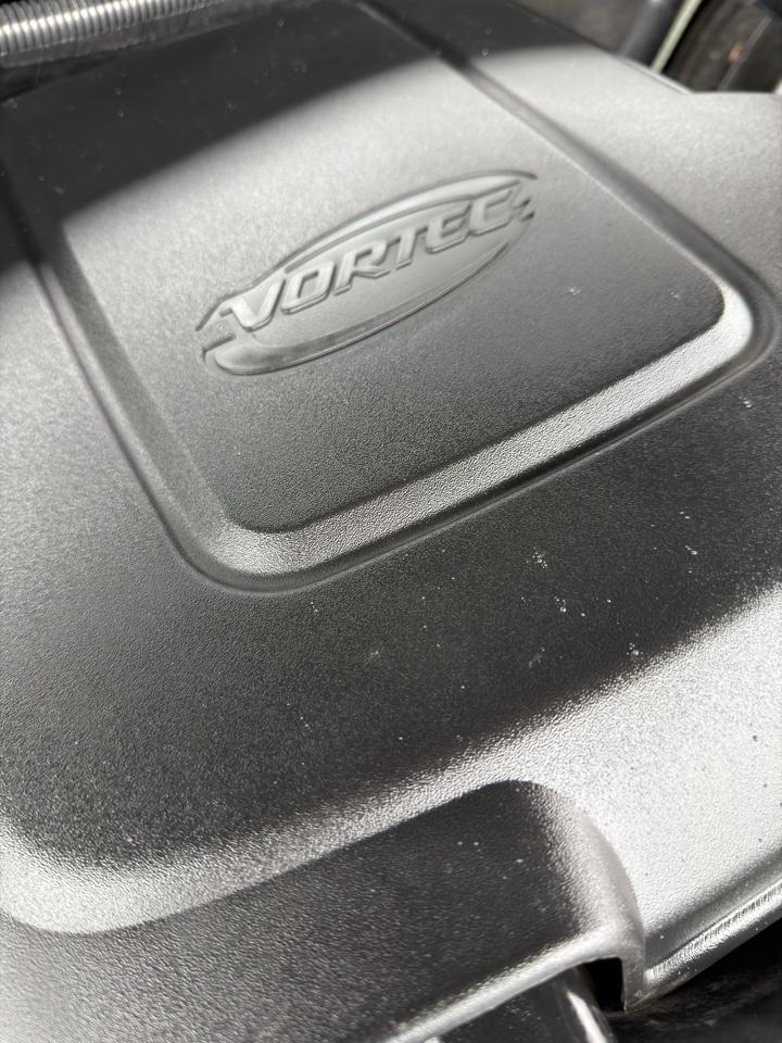 GMC Yukon XL 4WD 4dr 1500 SLT 2011