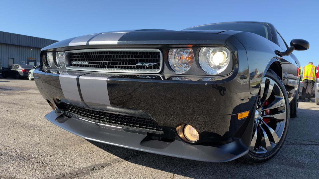 Dodge Challenger 2dr Cpe SRT8 2014
