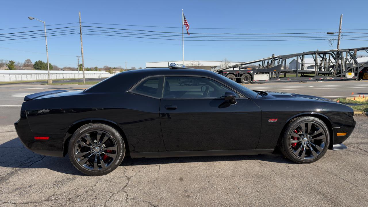 Dodge Challenger 2dr Cpe SRT8 2014