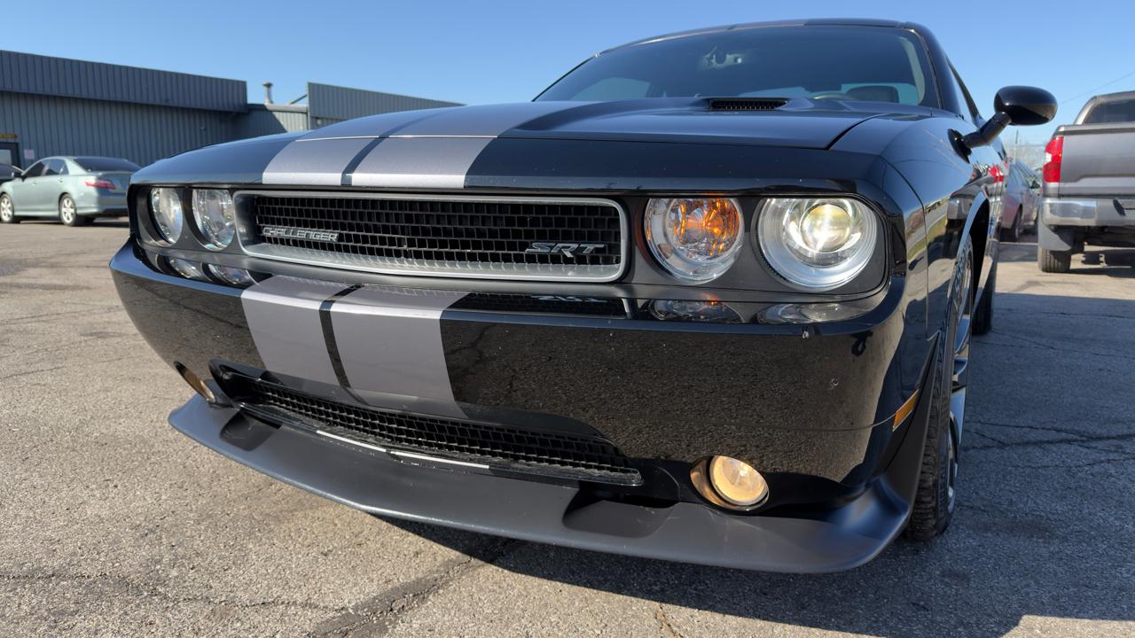 Dodge Challenger 2dr Cpe SRT8 2014