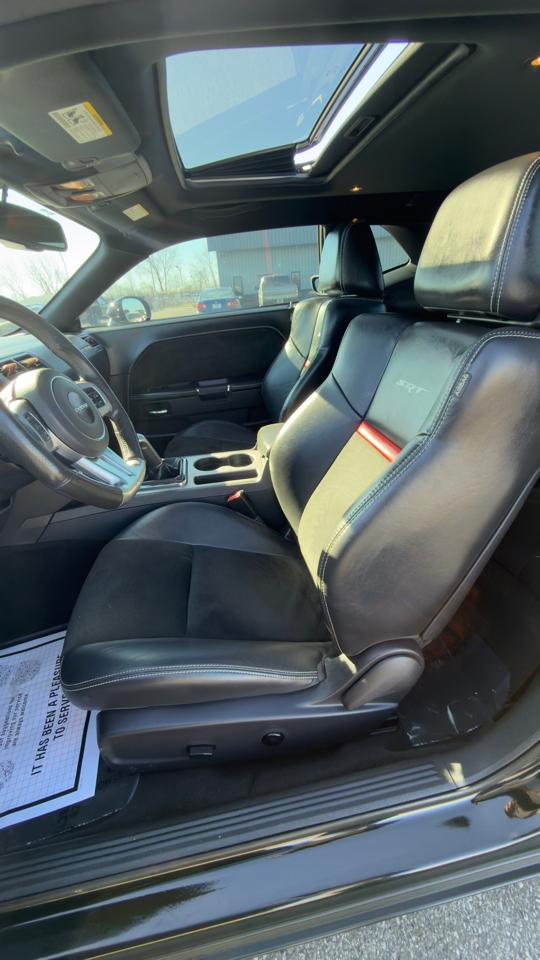 Dodge Challenger 2dr Cpe SRT8 2014