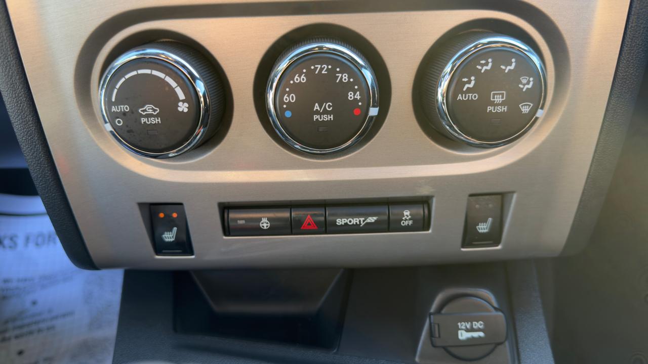 Dodge Challenger 2dr Cpe SRT8 2014