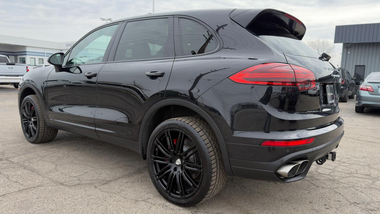 Porsche Cayenne AWD 4dr Turbo 2015