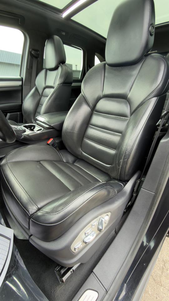 Porsche Cayenne AWD 4dr Turbo 2015